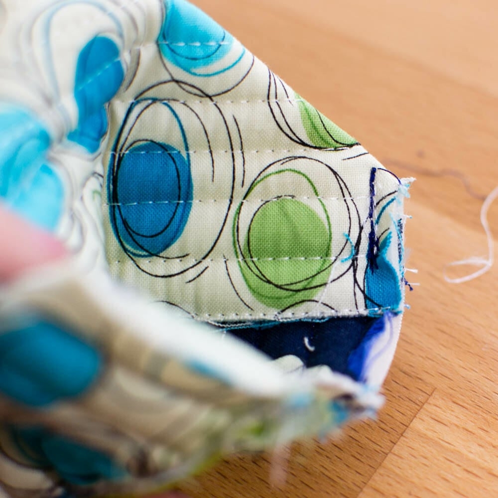 The Pillbox Pouch free Sewing Pattern For A Cute Zipper Pouch 